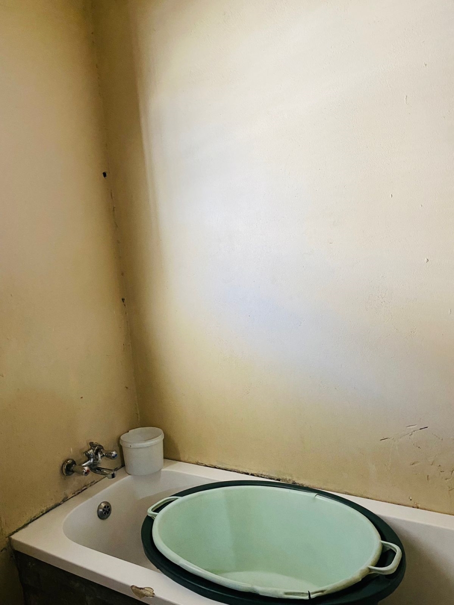 3 Bedroom Property for Sale in Nonqubela Western Cape